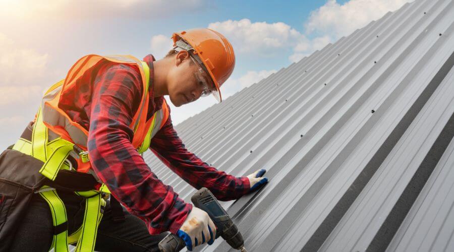 Professional Emergency Roof Repairs services in Anawalt, WV